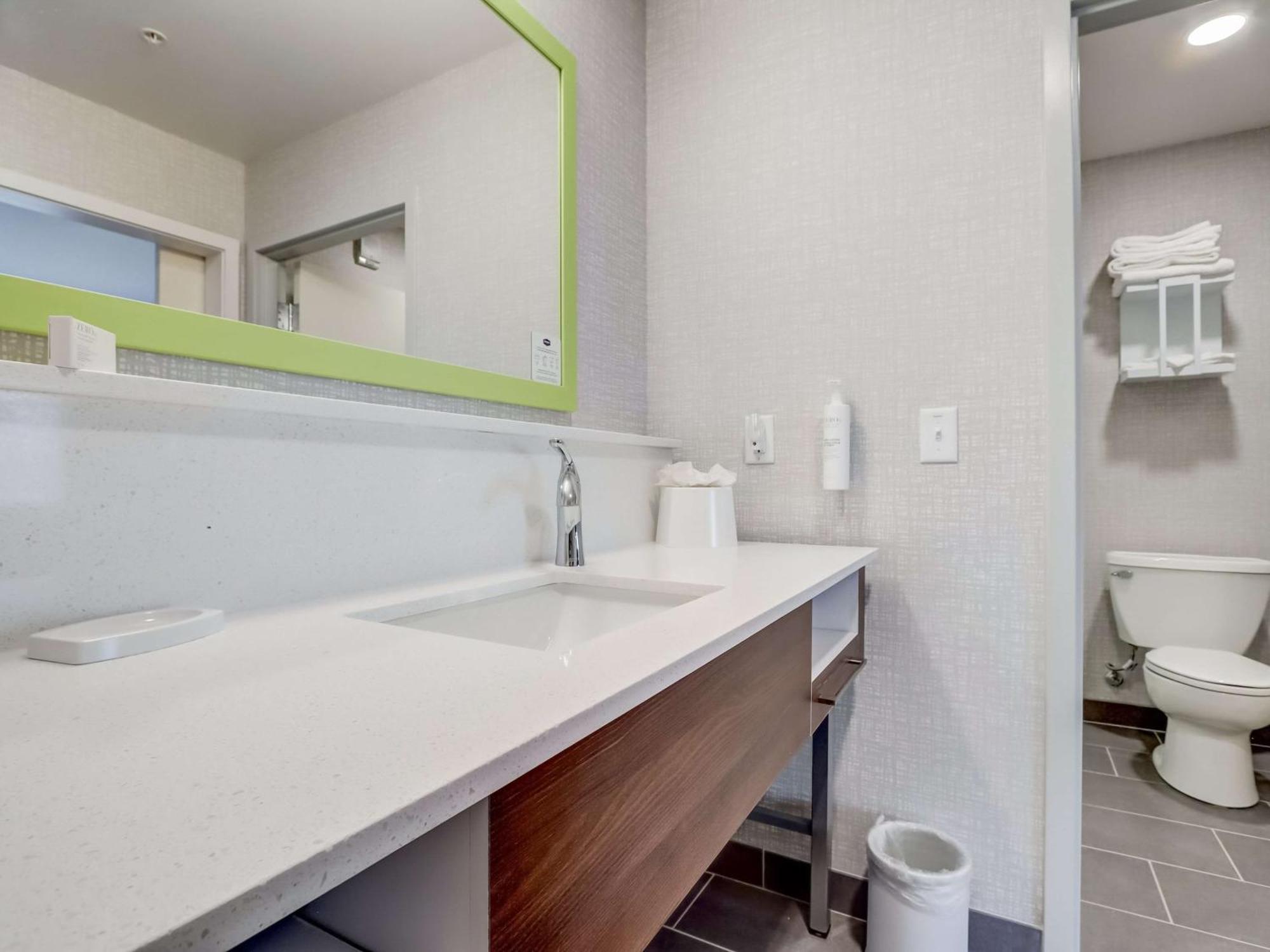 Hampton & Midtown Rookwood Hotel Cincinnati